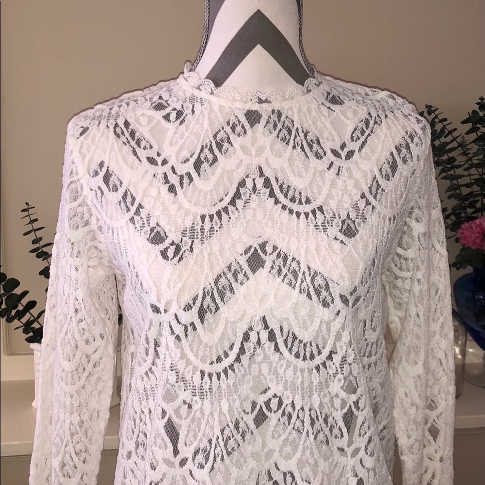 Simple Chic Lace Blouse From Zara